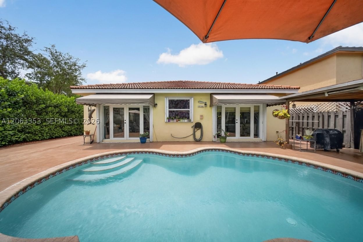 Real estate property located at 16437 76th Ter, Miami-dade, Continental Homes At Lago, Miami, FL
