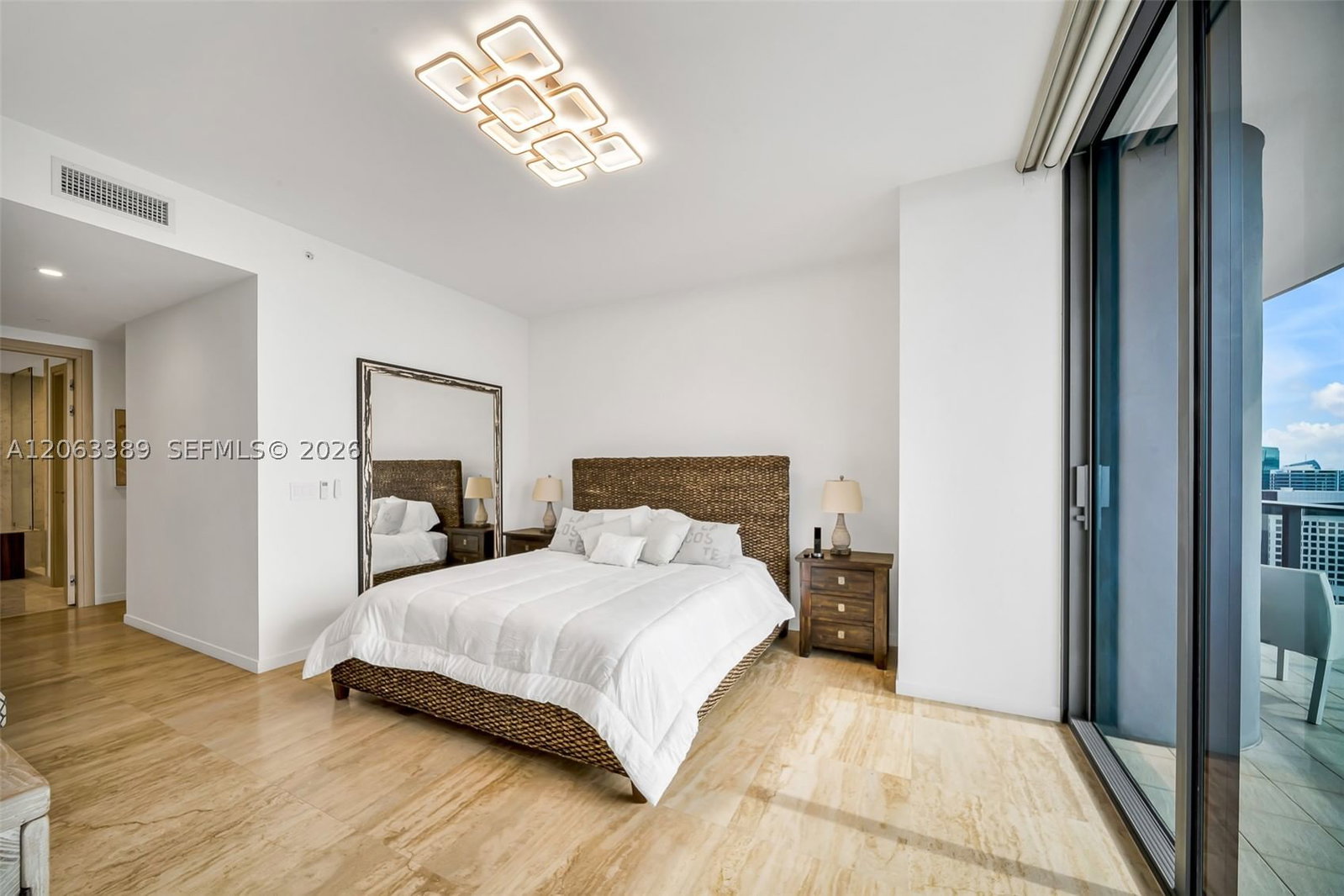 Real estate property located at 1000 Brickell Plz PH5503, Miami-dade, Brickell Flatiron Condo, Miami, FL