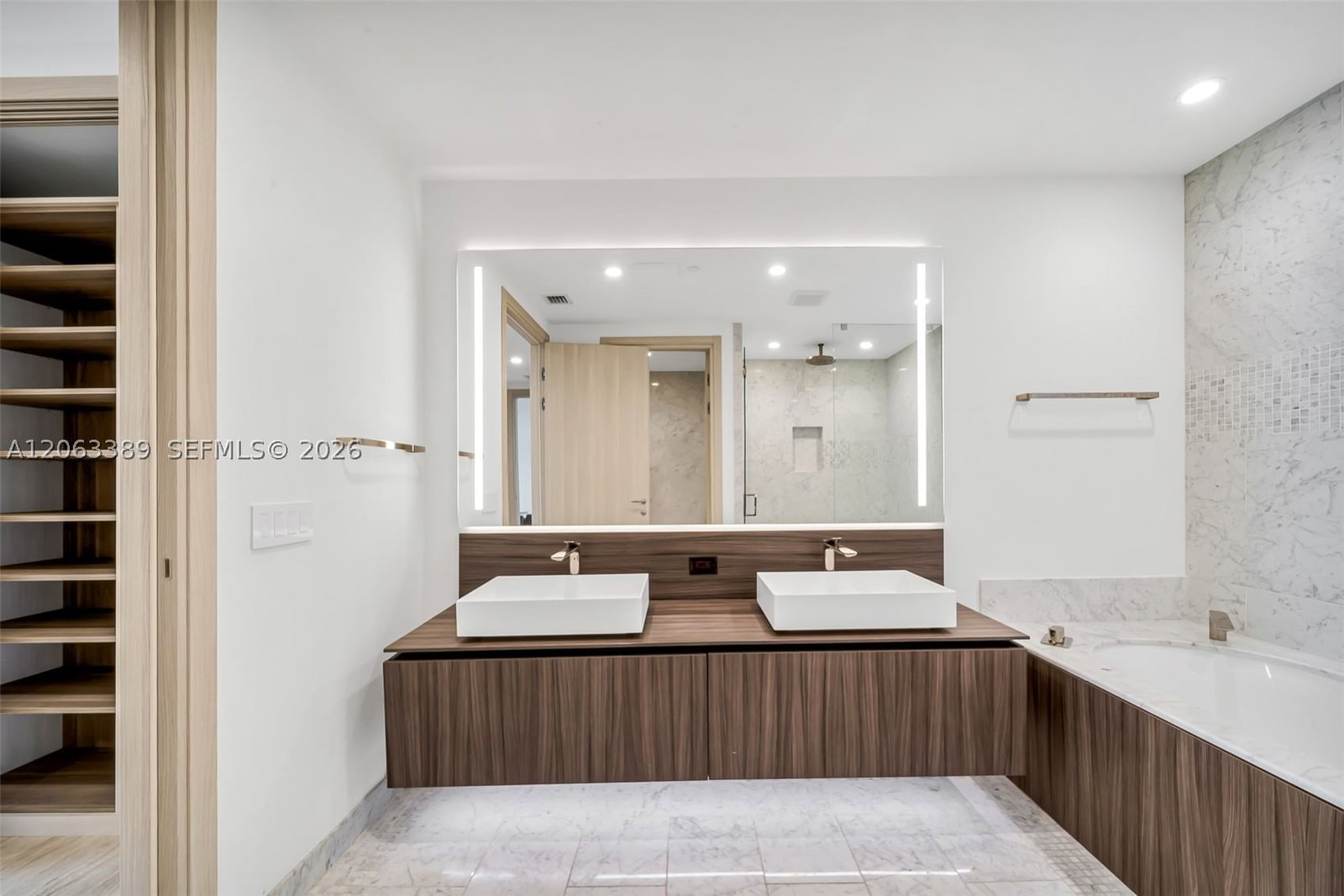 Real estate property located at 1000 Brickell Plz PH5503, Miami-dade, Brickell Flatiron Condo, Miami, FL