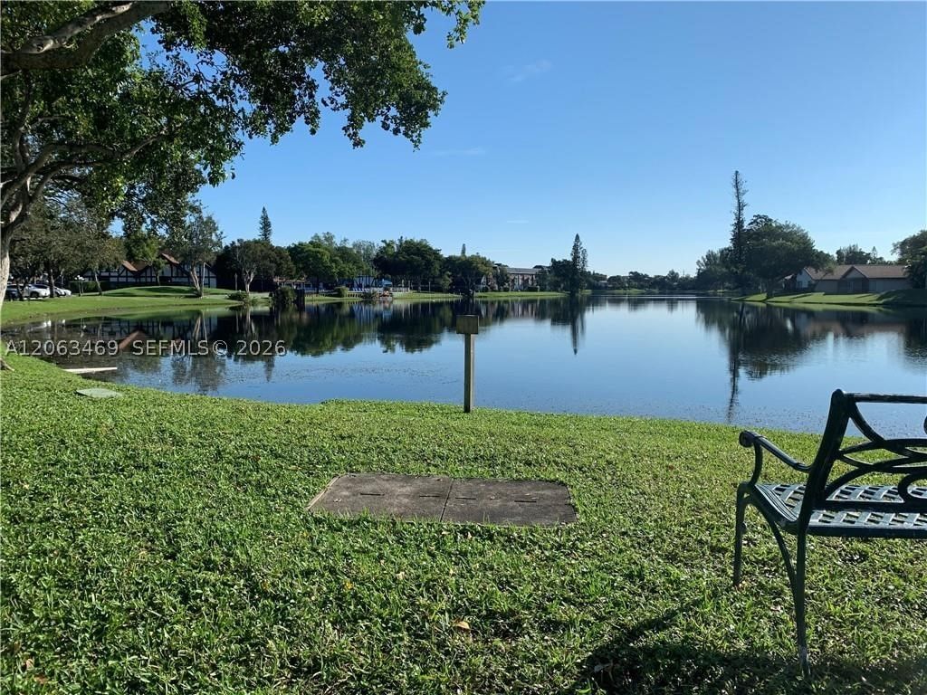 Real estate property located at 3760 Inverrary Dr #2P, Broward, International Village, Lauderhill, FL