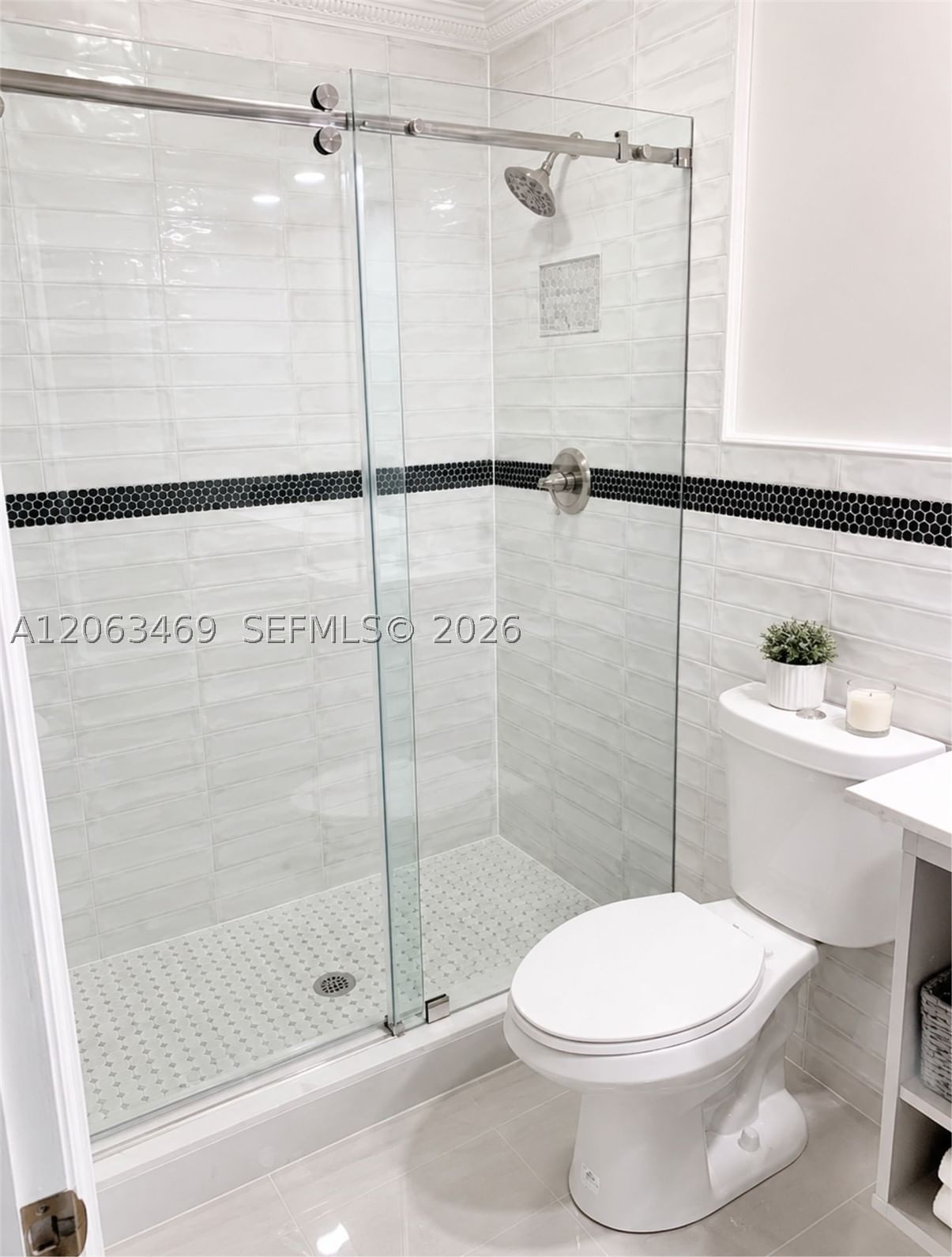 Real estate property located at 3760 Inverrary Dr #2P, Broward, International Village, Lauderhill, FL