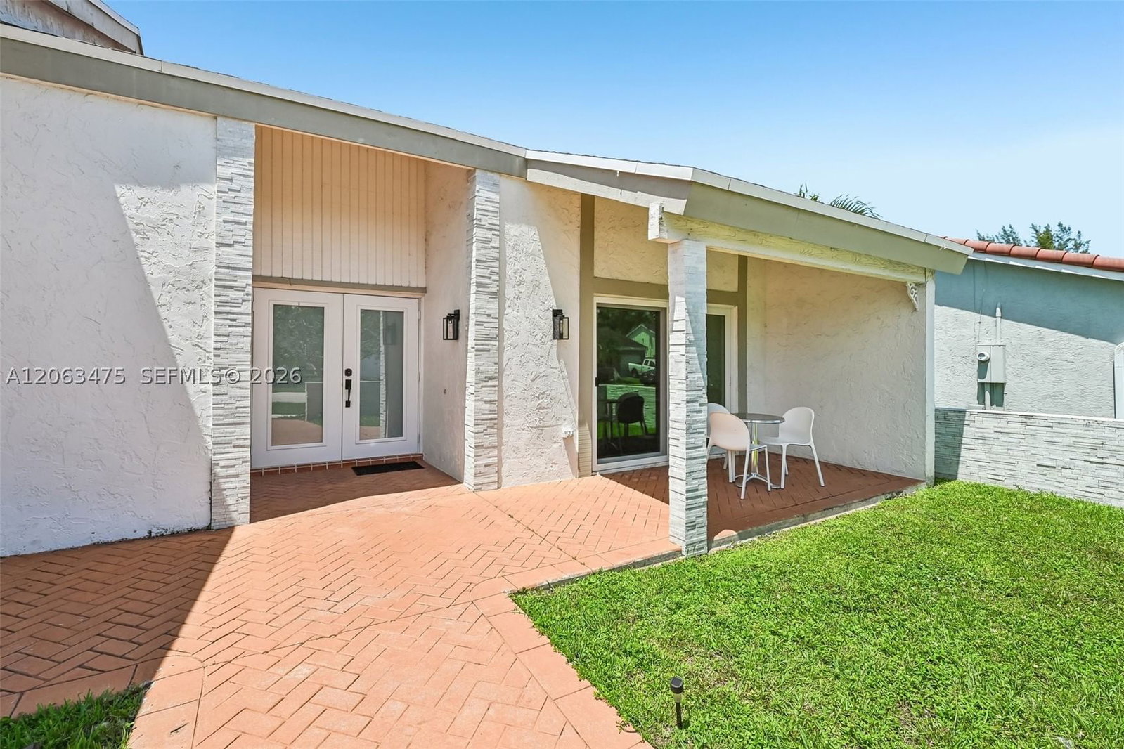Real estate property located at 16791 Royal Poinciana Dr, Broward, Bonaventure Lakes Add 2, Weston, FL
