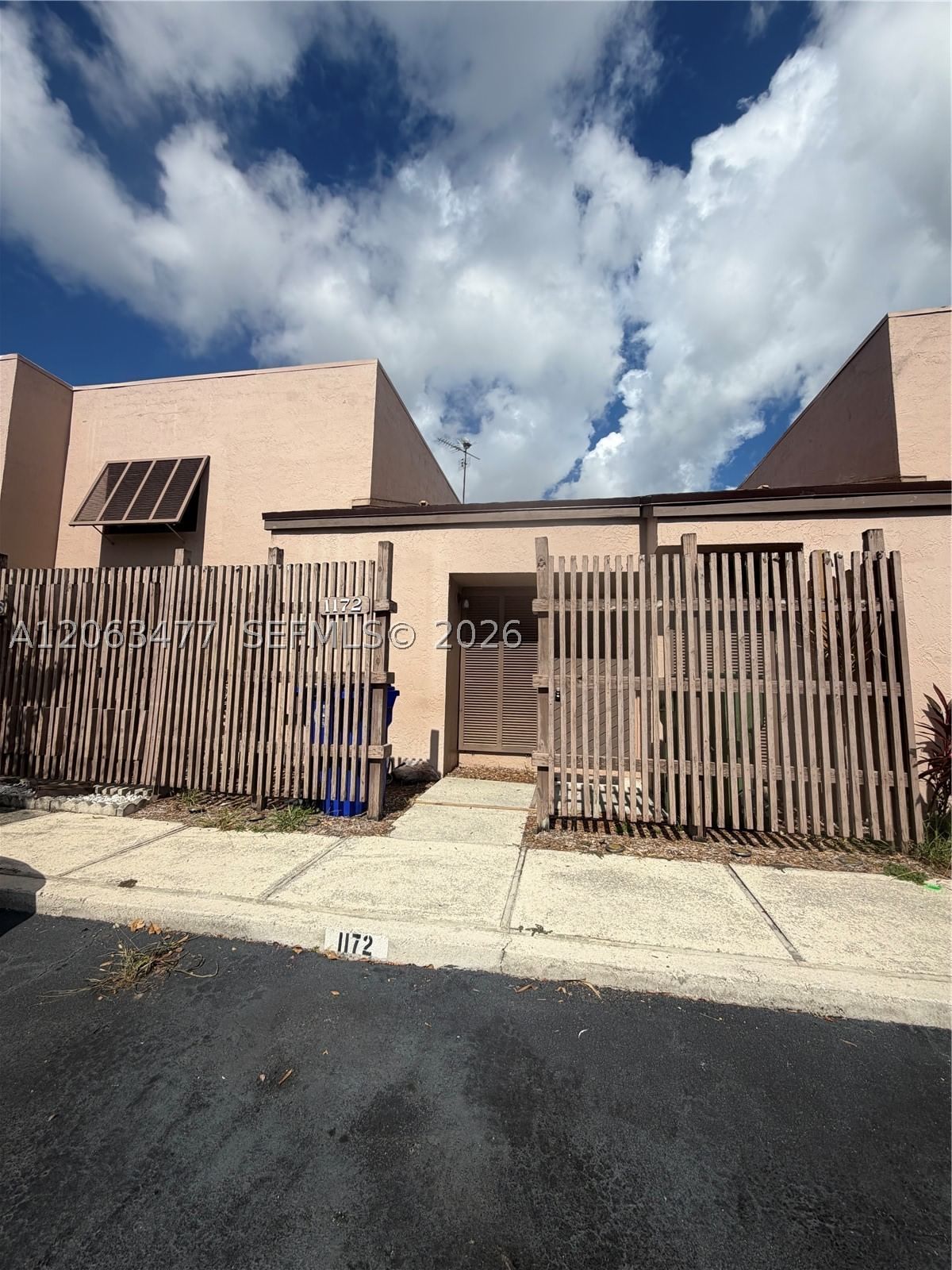 Real estate property located at 1172 122nd Ter, Broward, Pembroke Lakes Section Se, Pembroke Pines, FL