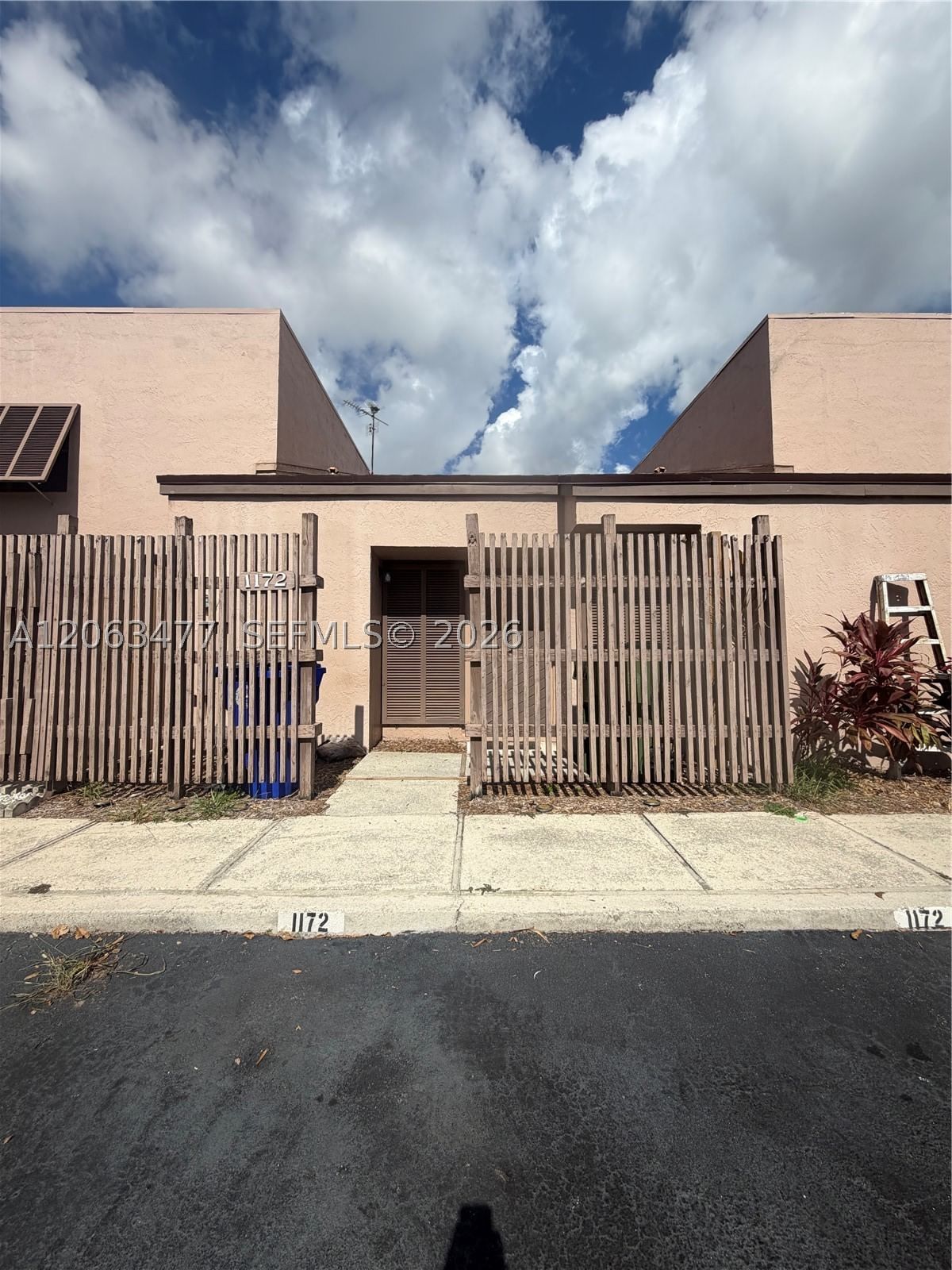 Real estate property located at 1172 122nd Ter, Broward, Pembroke Lakes Section Se, Pembroke Pines, FL