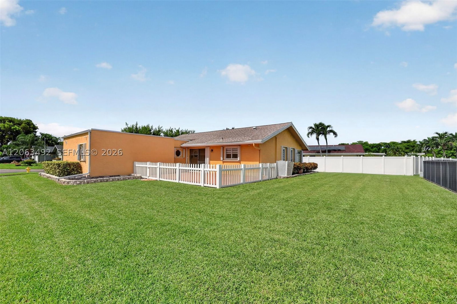 Real estate property located at 725 49th Ave, Broward, Lakewood East Sec 1, Coconut Creek, FL