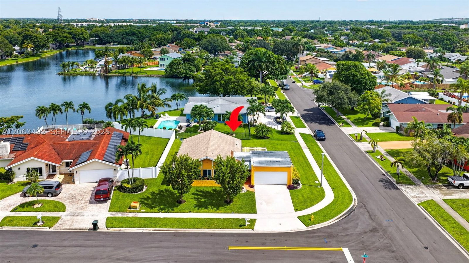 Real estate property located at 725 49th Ave, Broward, Lakewood East Sec 1, Coconut Creek, FL
