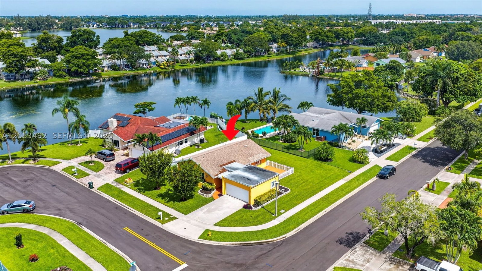 Real estate property located at 725 49th Ave, Broward, Lakewood East Sec 1, Coconut Creek, FL
