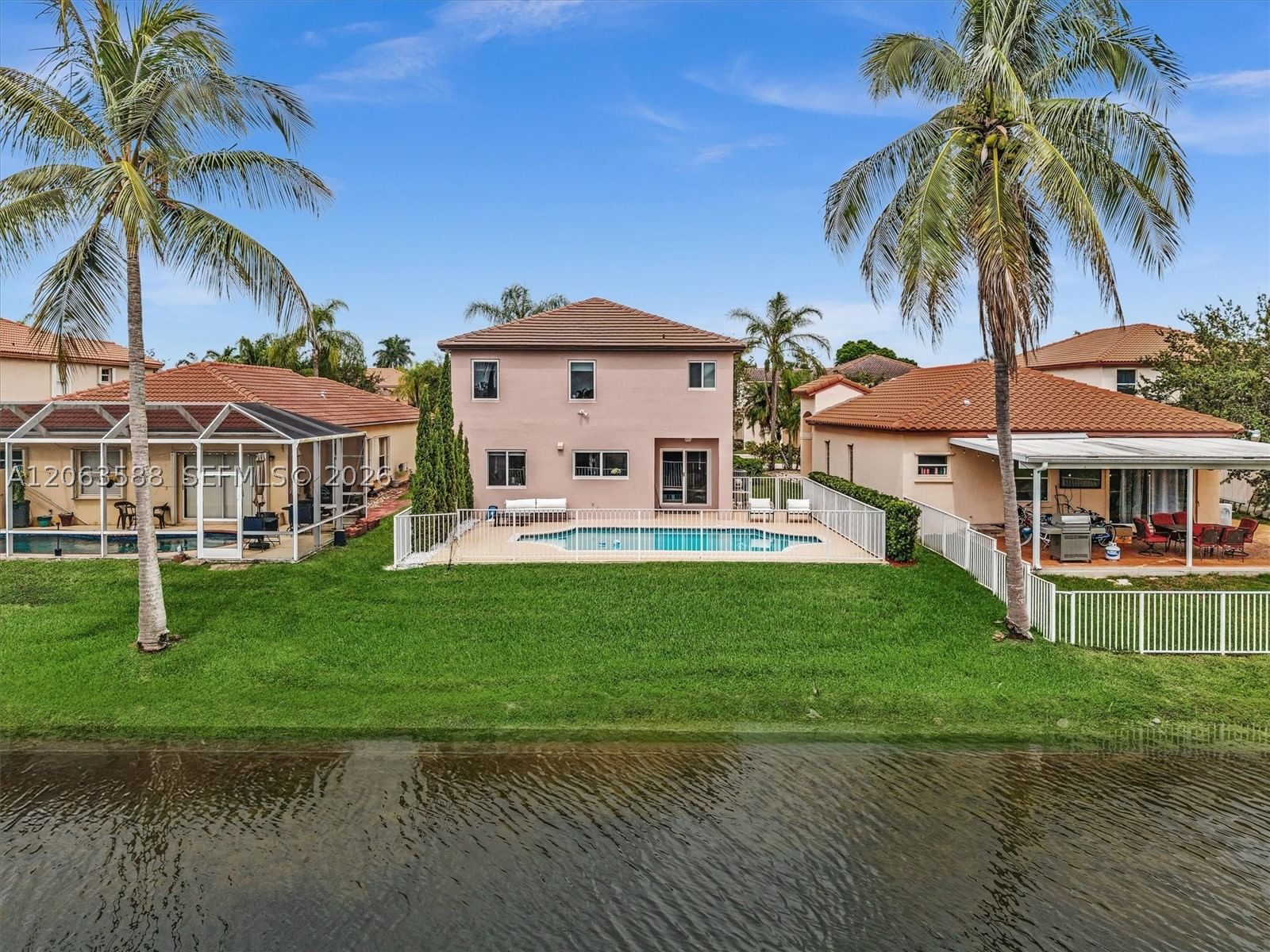 Real estate property located at 1385 192nd Ter, Broward, Chapel Cove, Pembroke Pines, FL