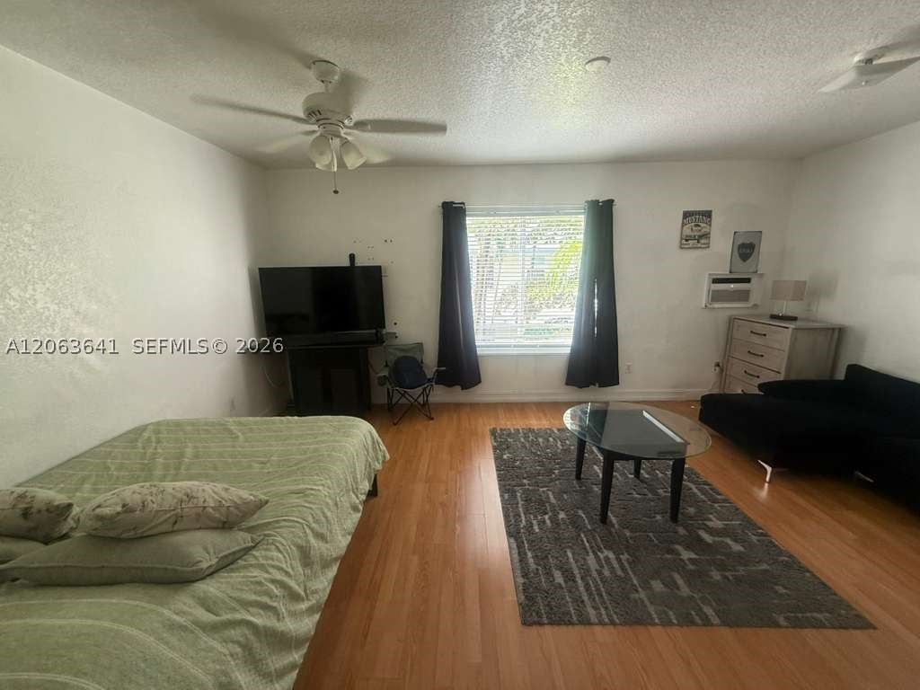 Real estate property located at 820 Euclid Ave #206, Miami-dade, Euclid Condo, Miami Beach, FL