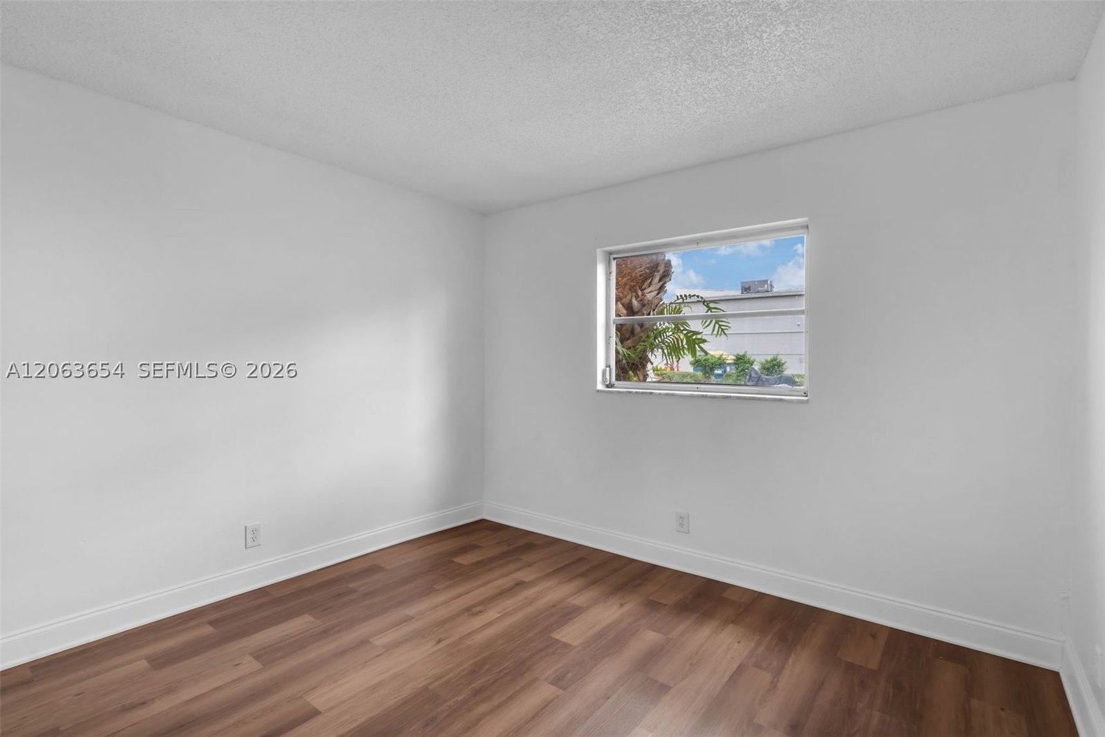 Real estate property located at 5168 6th Ave #416, Broward, Village Park At Oakland C, Oakland Park, FL