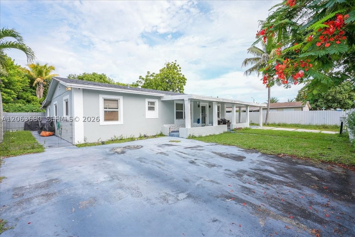 Real estate property located at 20340 42nd Ave, Miami-dade, Second Addn To Starlight, Miami Gardens, FL