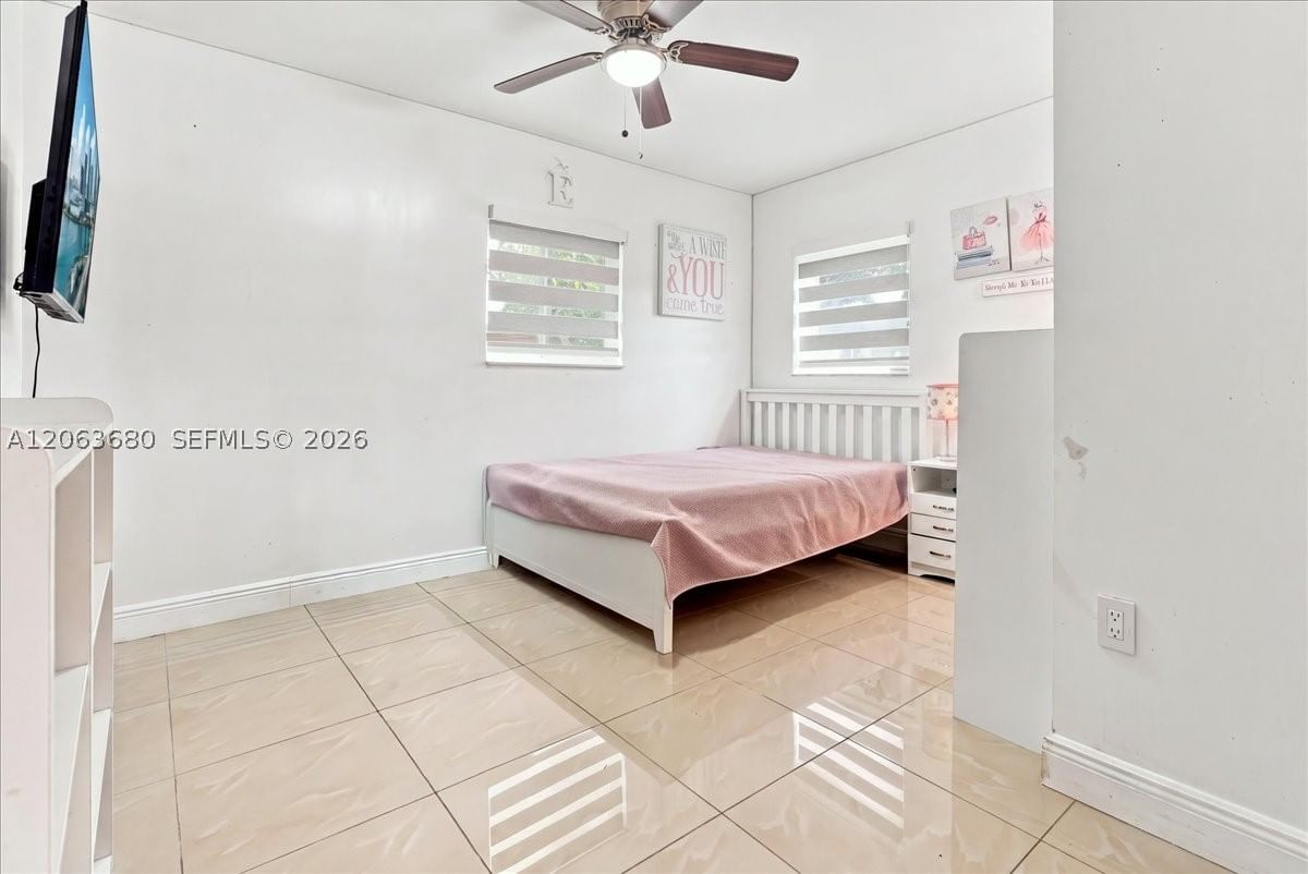 Real estate property located at 20340 42nd Ave, Miami-dade, Second Addn To Starlight, Miami Gardens, FL