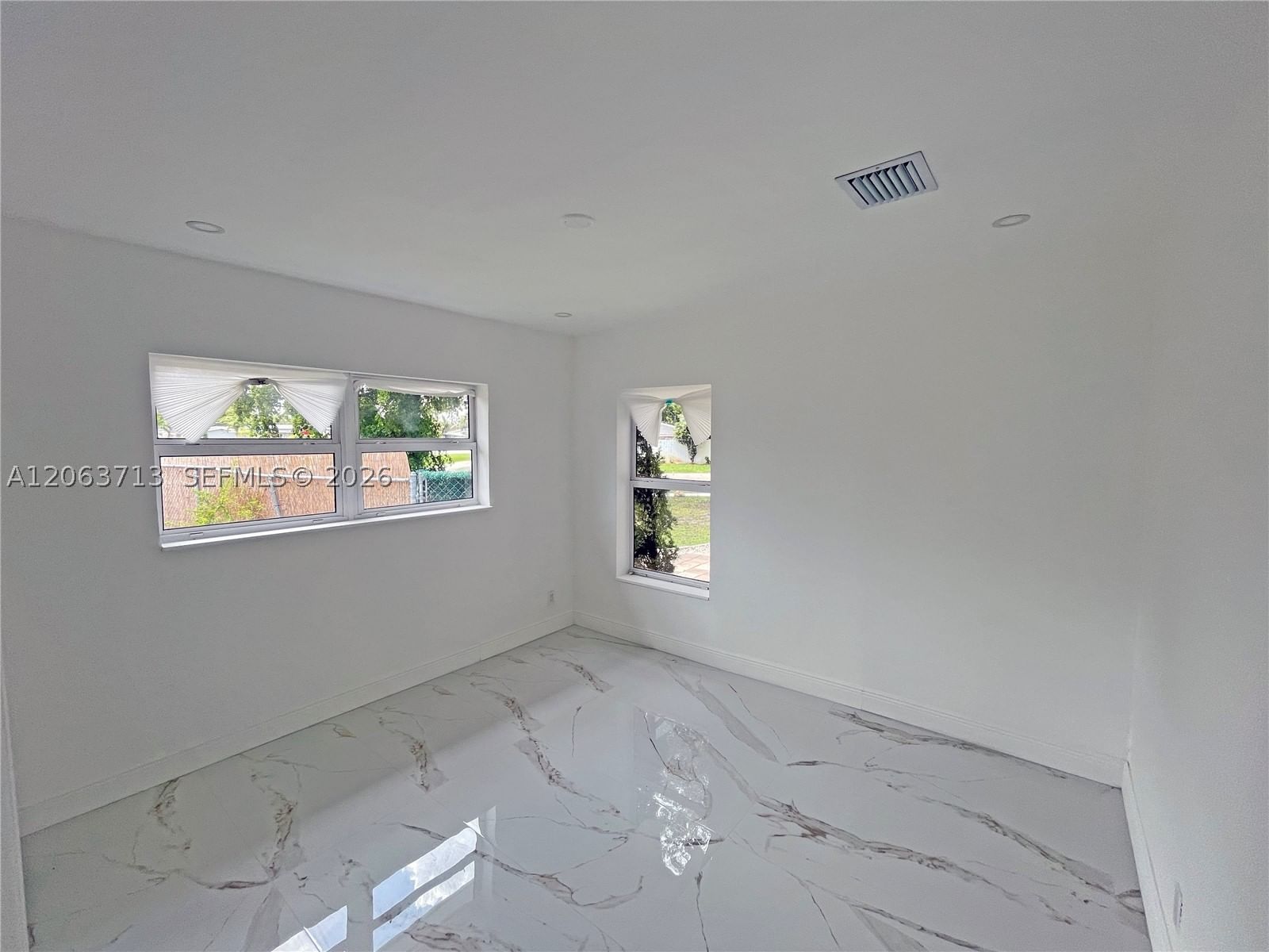Real estate property located at 1606 12th Ave, Broward, Lauderdale Villas, Fort Lauderdale, FL