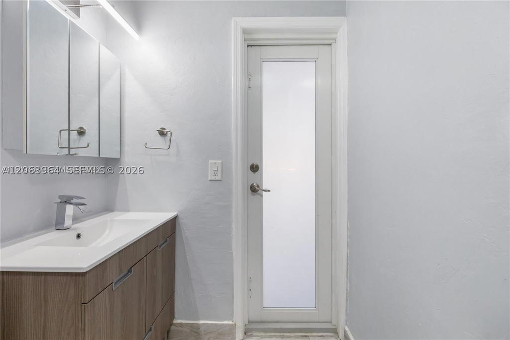 Real estate property located at 1211 179th St, Miami-dade, Scott Lake Manor Sec 3, Miami Gardens, FL