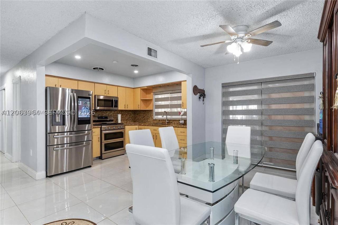 Real estate property located at 1211 179th St, Miami-dade, Scott Lake Manor Sec 3, Miami Gardens, FL