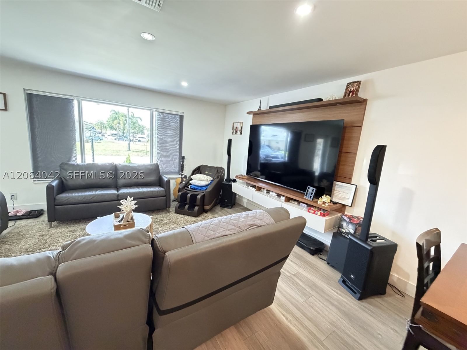 Real estate property located at 1250 46th St, Broward, Crystal Lake 4th Sec, Deerfield Beach, FL