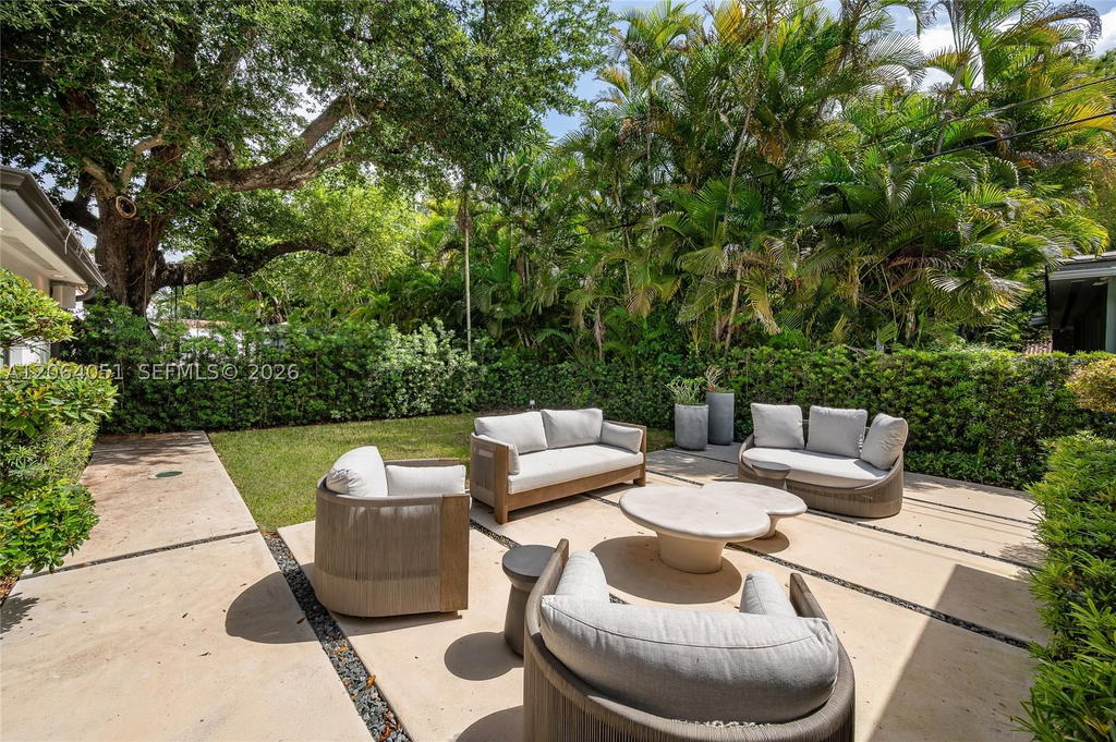 Real estate property located at 831 Cortez St, Miami-dade, Coral Gables Granada Sec, Coral Gables, FL