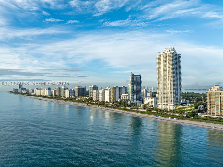 Real estate property located at 6365 Collins Ave #805, Miami-dade, Akoya Condo, Miami Beach, FL