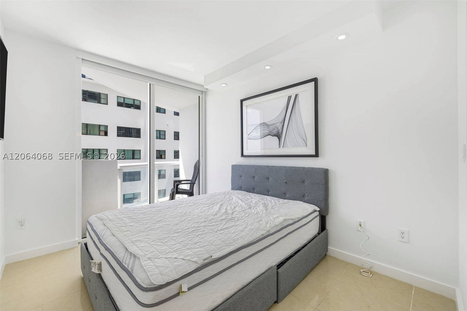 Real estate property located at 6365 Collins Ave #805, Miami-dade, Akoya Condo, Miami Beach, FL