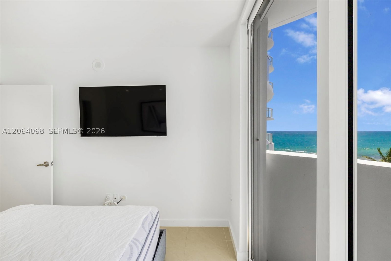 Real estate property located at 6365 Collins Ave #805, Miami-dade, Akoya Condo, Miami Beach, FL