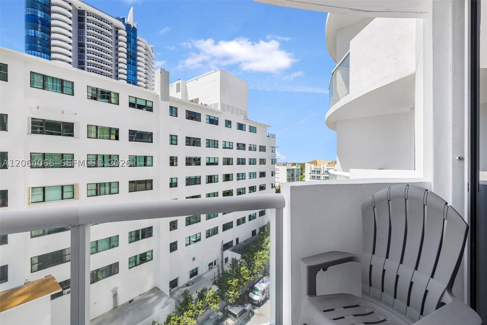 Real estate property located at 6365 Collins Ave #805, Miami-dade, Akoya Condo, Miami Beach, FL