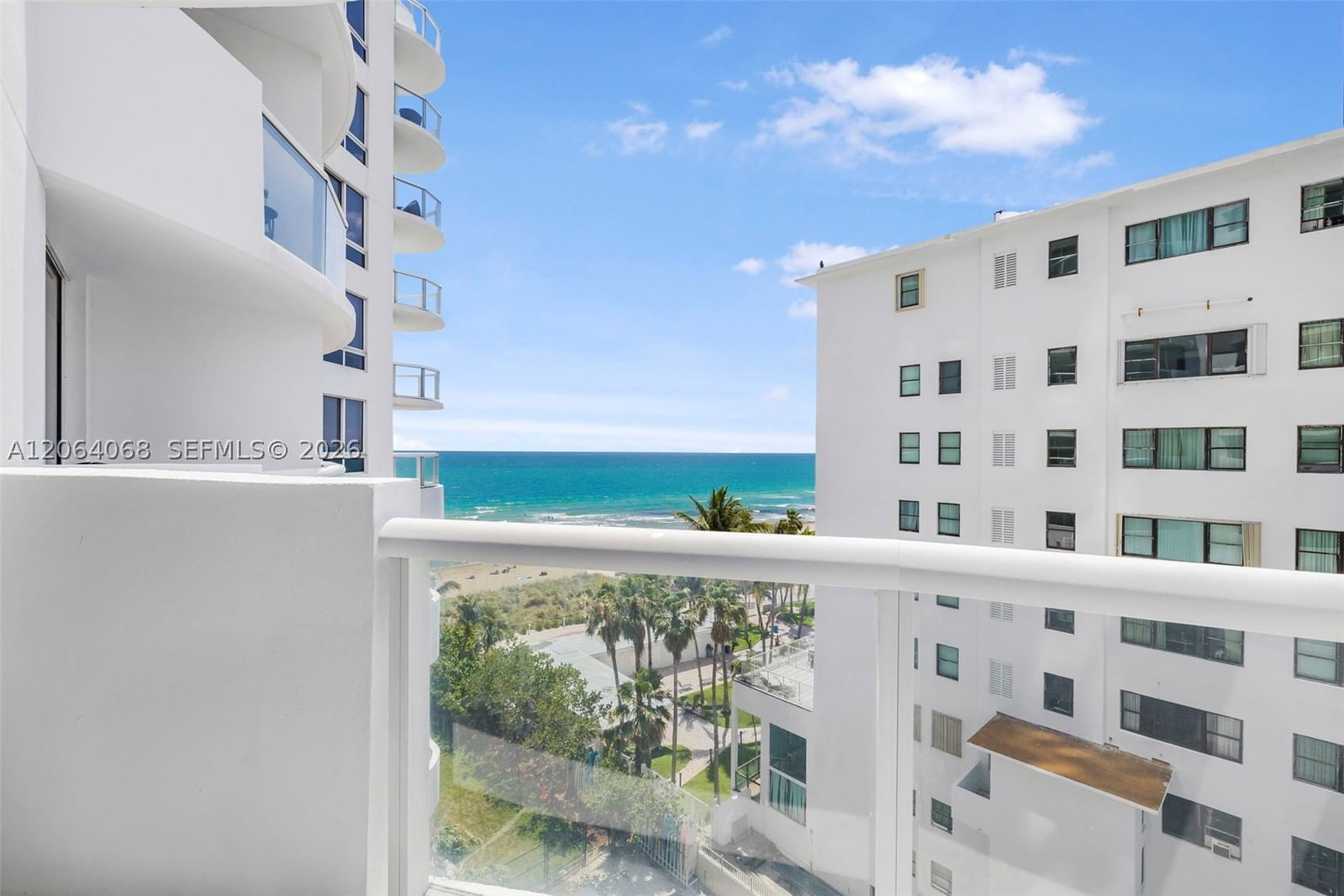Real estate property located at 6365 Collins Ave #805, Miami-dade, Akoya Condo, Miami Beach, FL