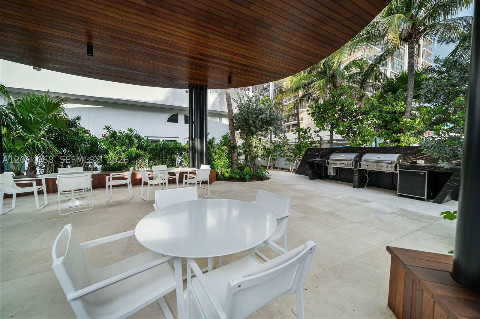 Real estate property located at 6365 Collins Ave #805, Miami-dade, Akoya Condo, Miami Beach, FL