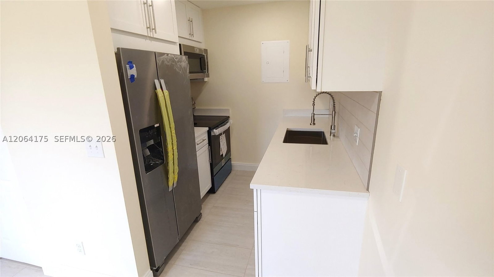 Real estate property located at 8921 28th Dr #62, Broward, Sun And Lake Condo, Coral Springs, FL