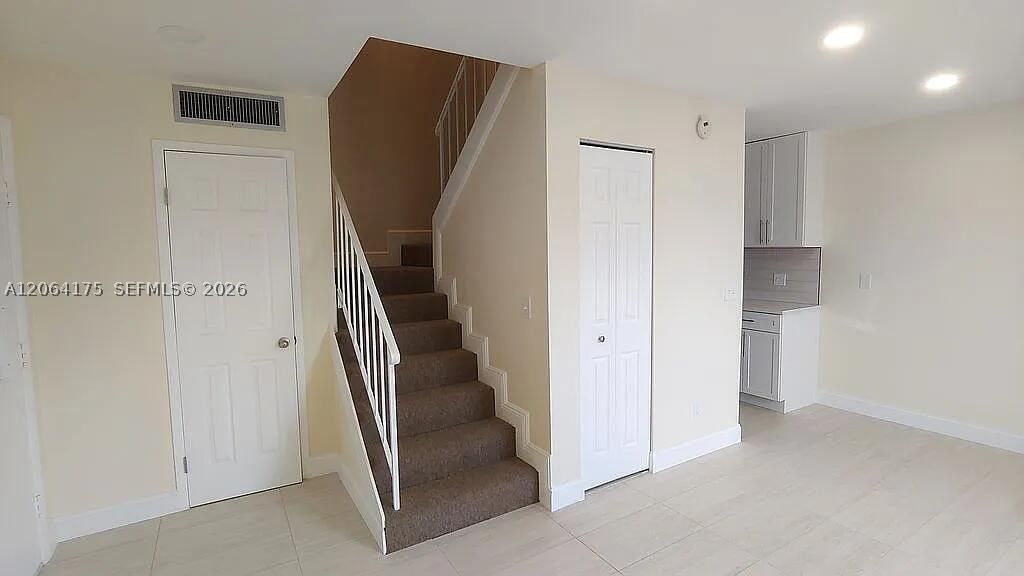 Real estate property located at 8921 28th Dr #62, Broward, Sun And Lake Condo, Coral Springs, FL