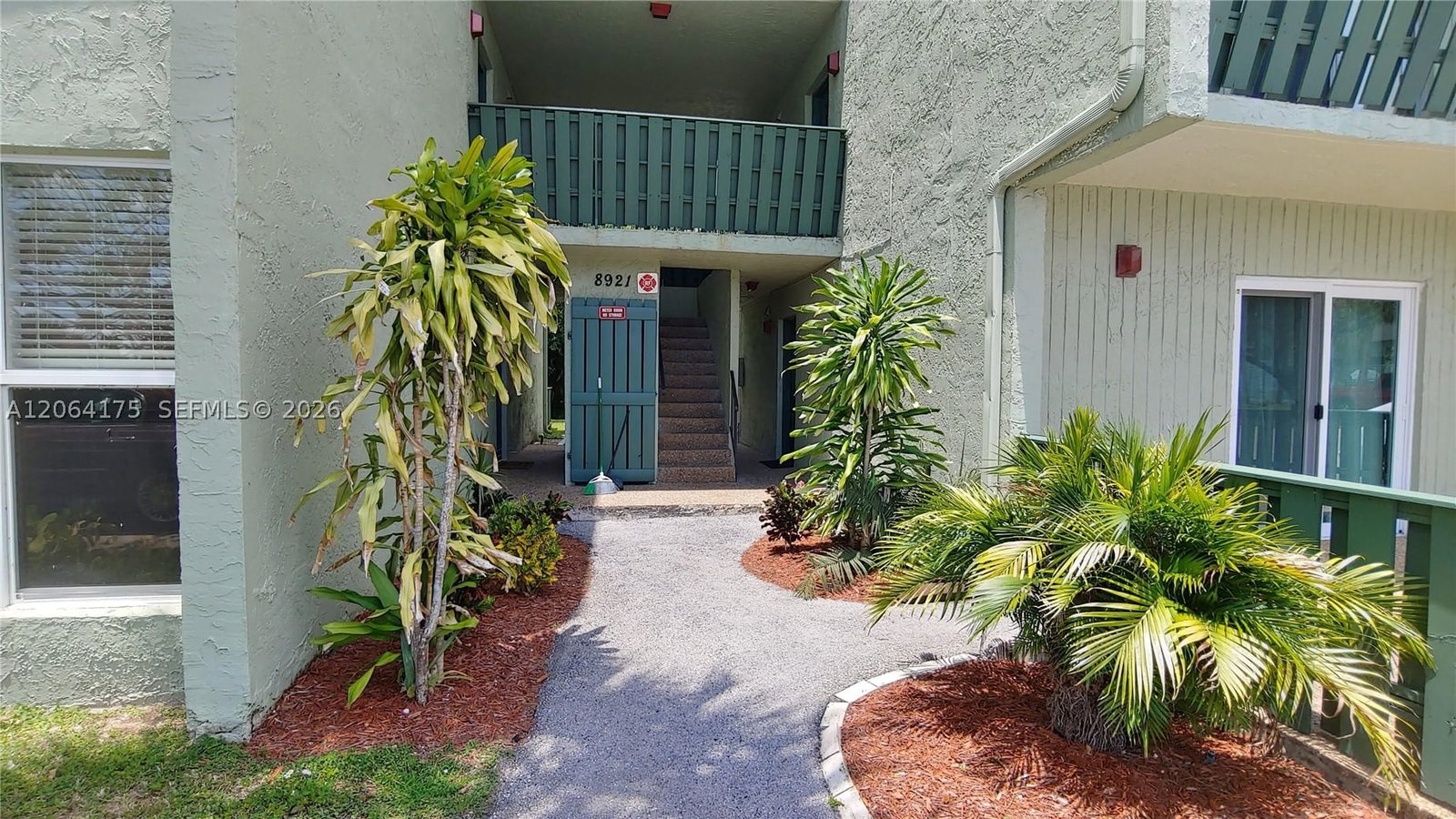 Real estate property located at 8921 28th Dr #62, Broward, Sun And Lake Condo, Coral Springs, FL