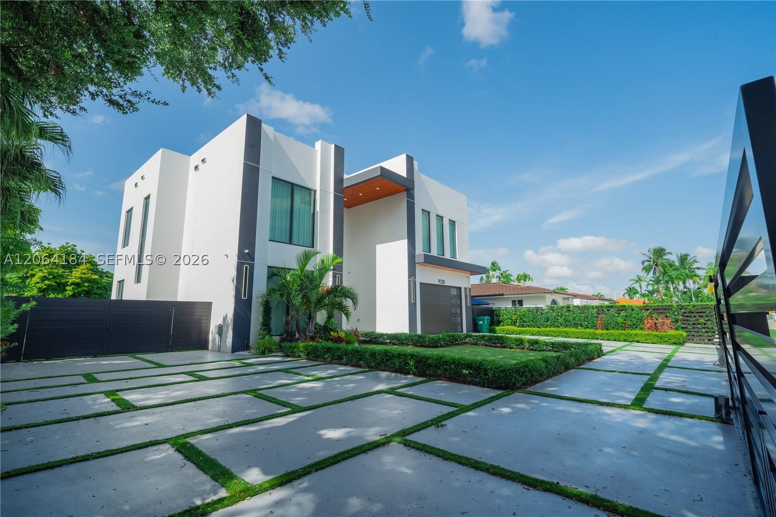 Real estate property located at 9330 34th St, Miami-dade, Happy Farms Acres 2, Miami, FL