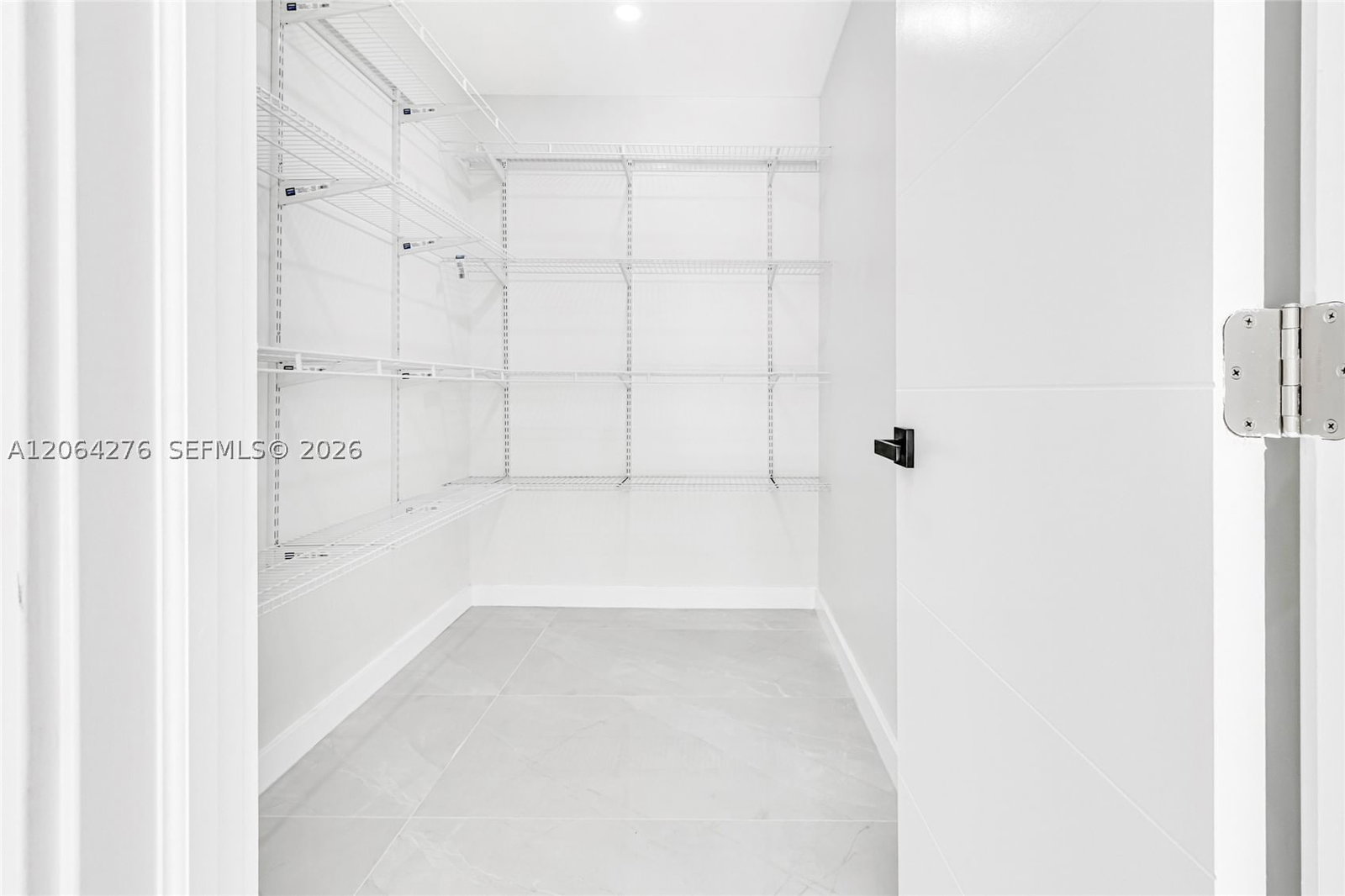 Real estate property located at 8957 44th Ct, Broward, Springtree Lakes, Sunrise, FL