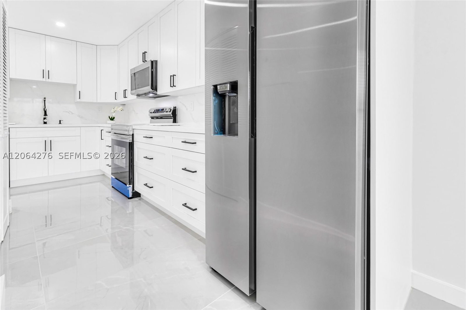 Real estate property located at 8957 44th Ct, Broward, Springtree Lakes, Sunrise, FL