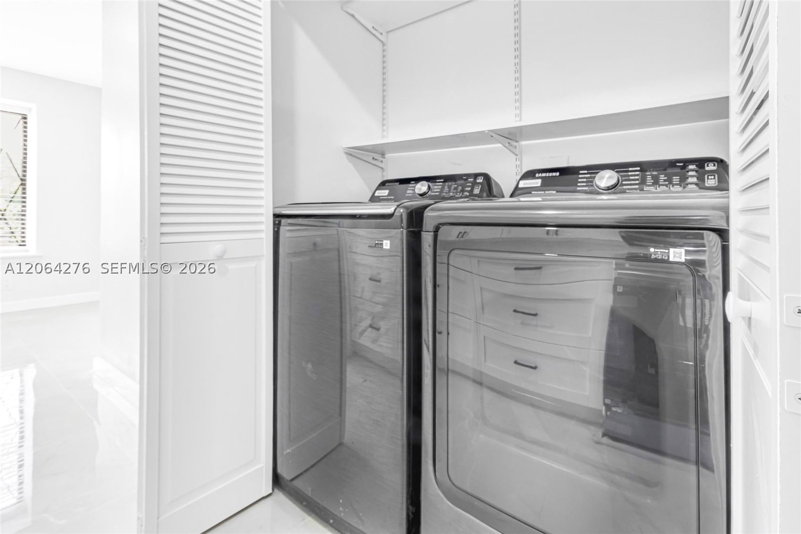 Real estate property located at 8957 44th Ct, Broward, Springtree Lakes, Sunrise, FL