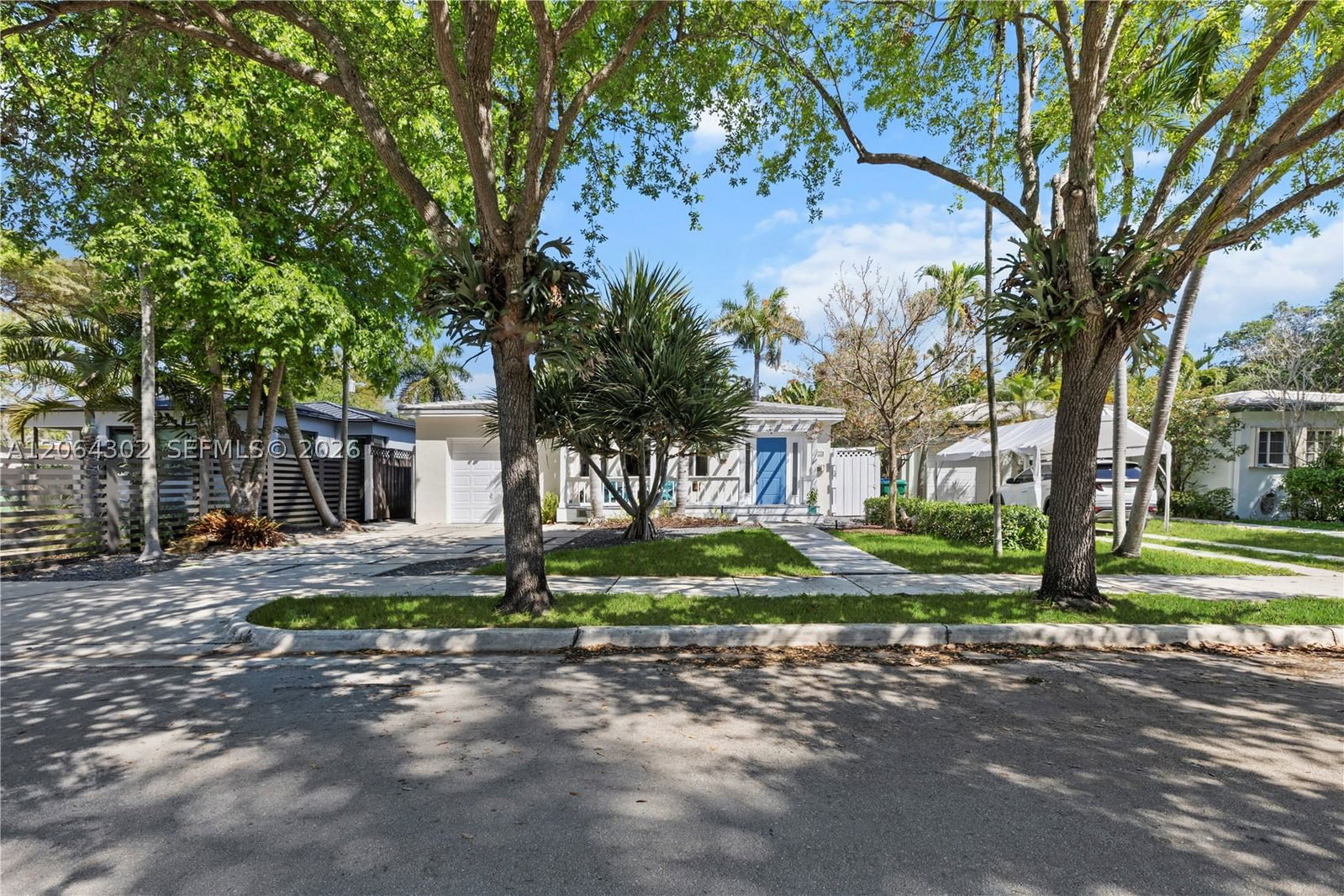 Real estate property located at 711 72nd Ter, Miami-dade, Belle Meade, Miami, FL