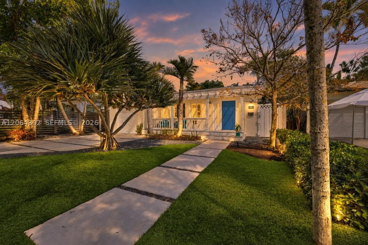 Real estate property located at 711 72nd Ter, Miami-dade, Belle Meade, Miami, FL
