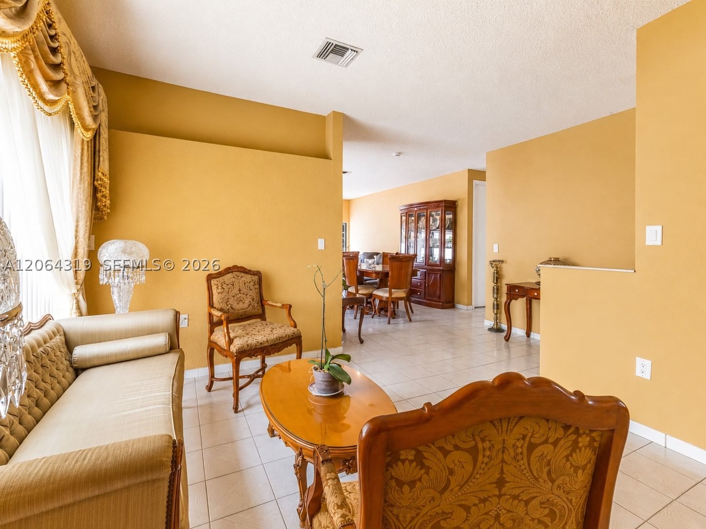 Real estate property located at 18772 80th Ct, Miami-dade, Lakes Of Avalon Sec 3, Hialeah, FL