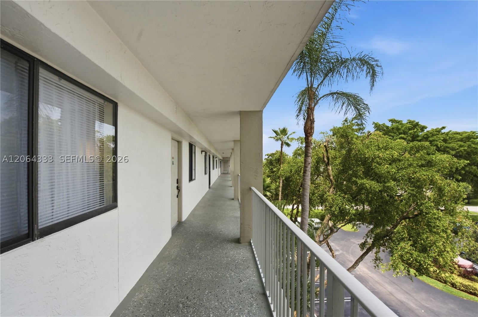 Real estate property located at 2240 Cypress Bend Dr #505, Broward, Cypress Bend Condominium, Pompano Beach, FL