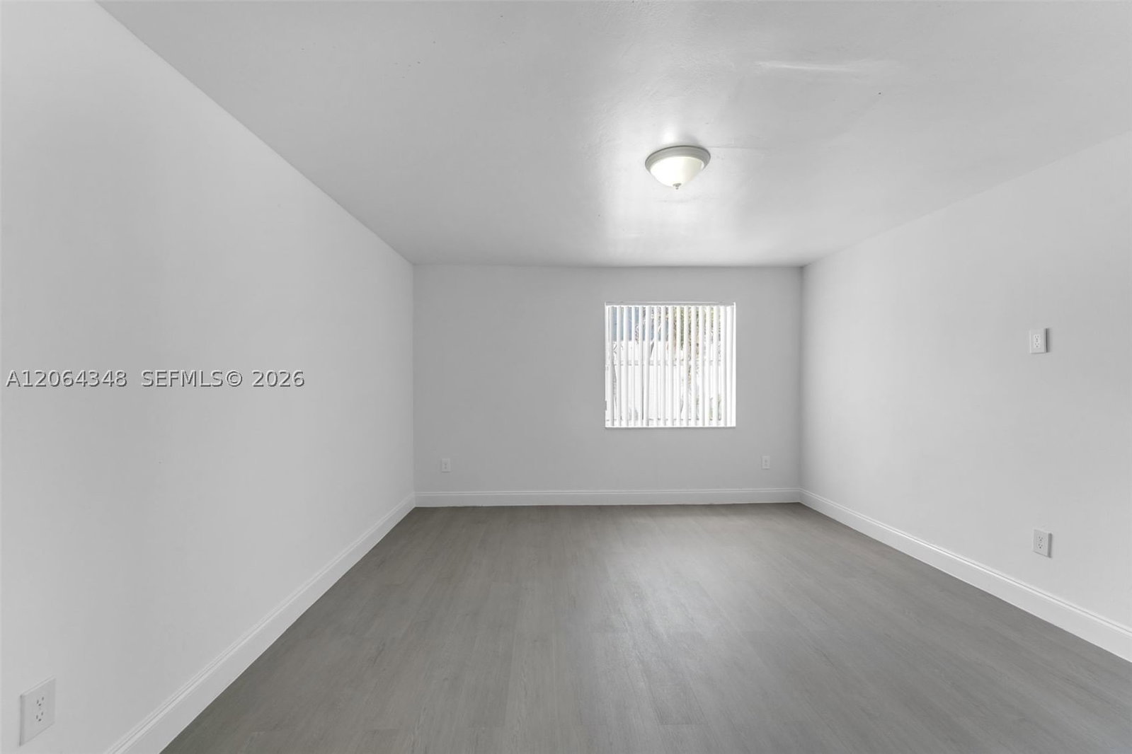 Real estate property located at 15416 85th Ter #180, Miami-dade, Olympian Gdn Condo, Miami, FL