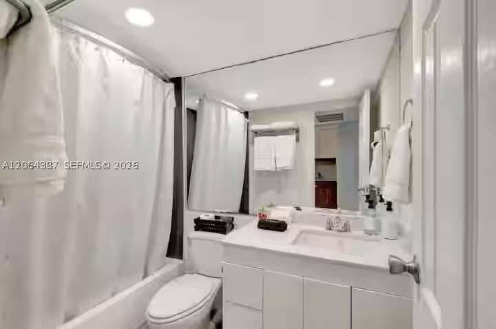 Real estate property located at 19201 Collins Ave #540, Miami-dade, The Aventura Beach Club, Sunny Isles Beach, FL