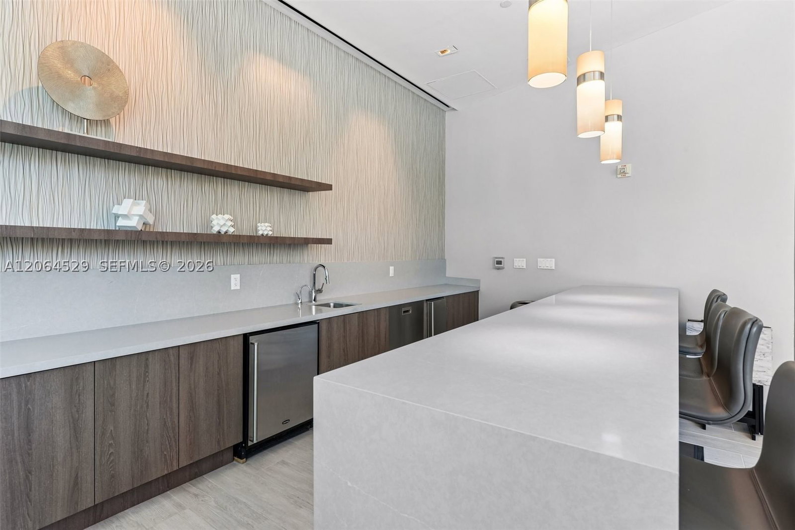 Real estate property located at 3535 Ocean Dr #2106, Broward, Diplomat Oceanfront Resid, Hollywood, FL