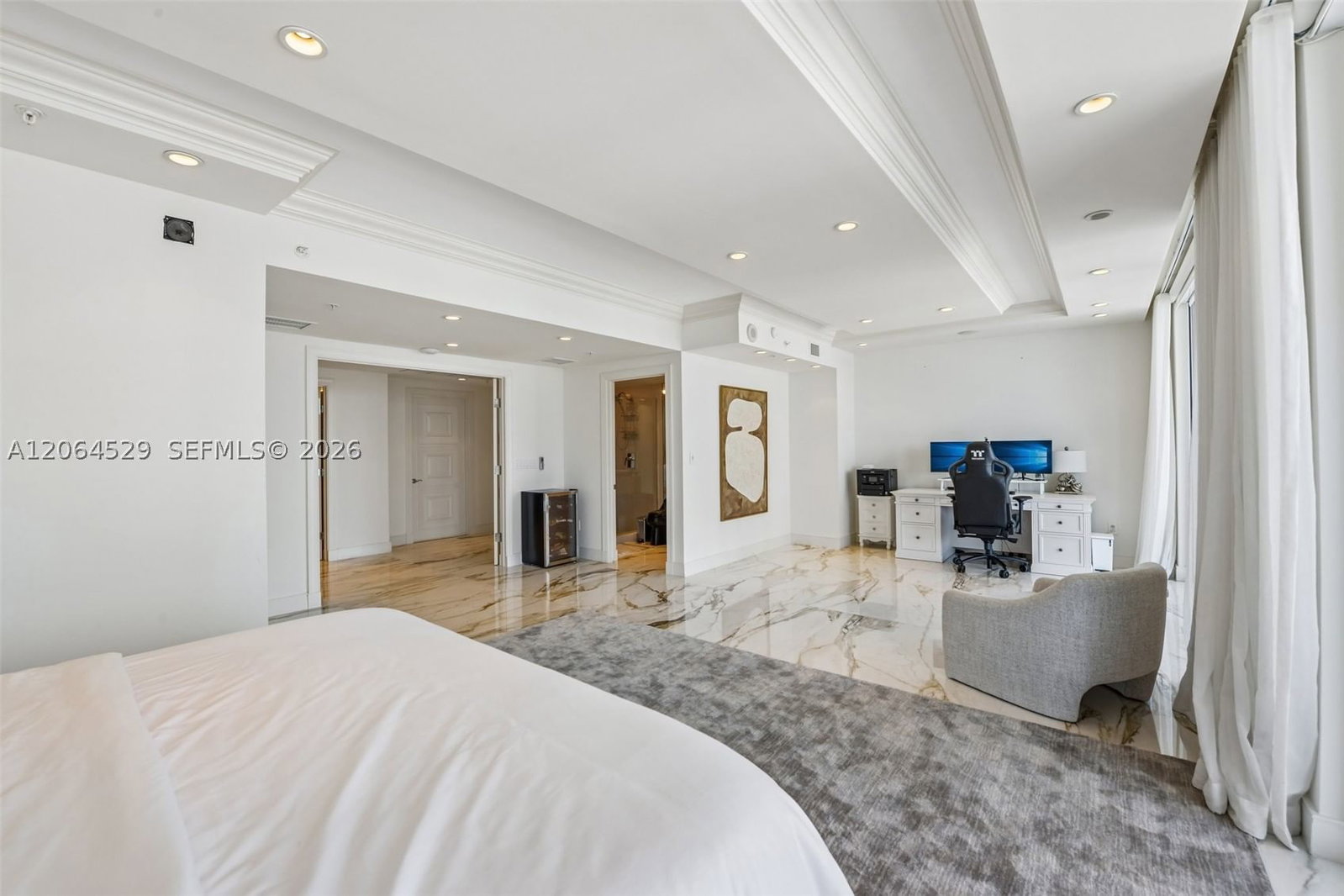 Real estate property located at 3535 Ocean Dr #2106, Broward, Diplomat Oceanfront Resid, Hollywood, FL