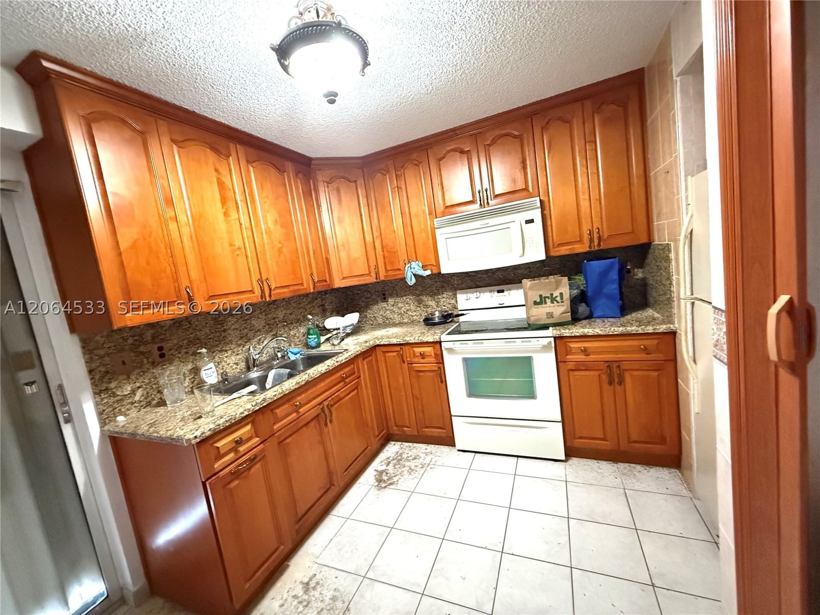 Real estate property located at 199 12th Ave #301C, Miami-dade, Presidential Corners Cond, Miami, FL