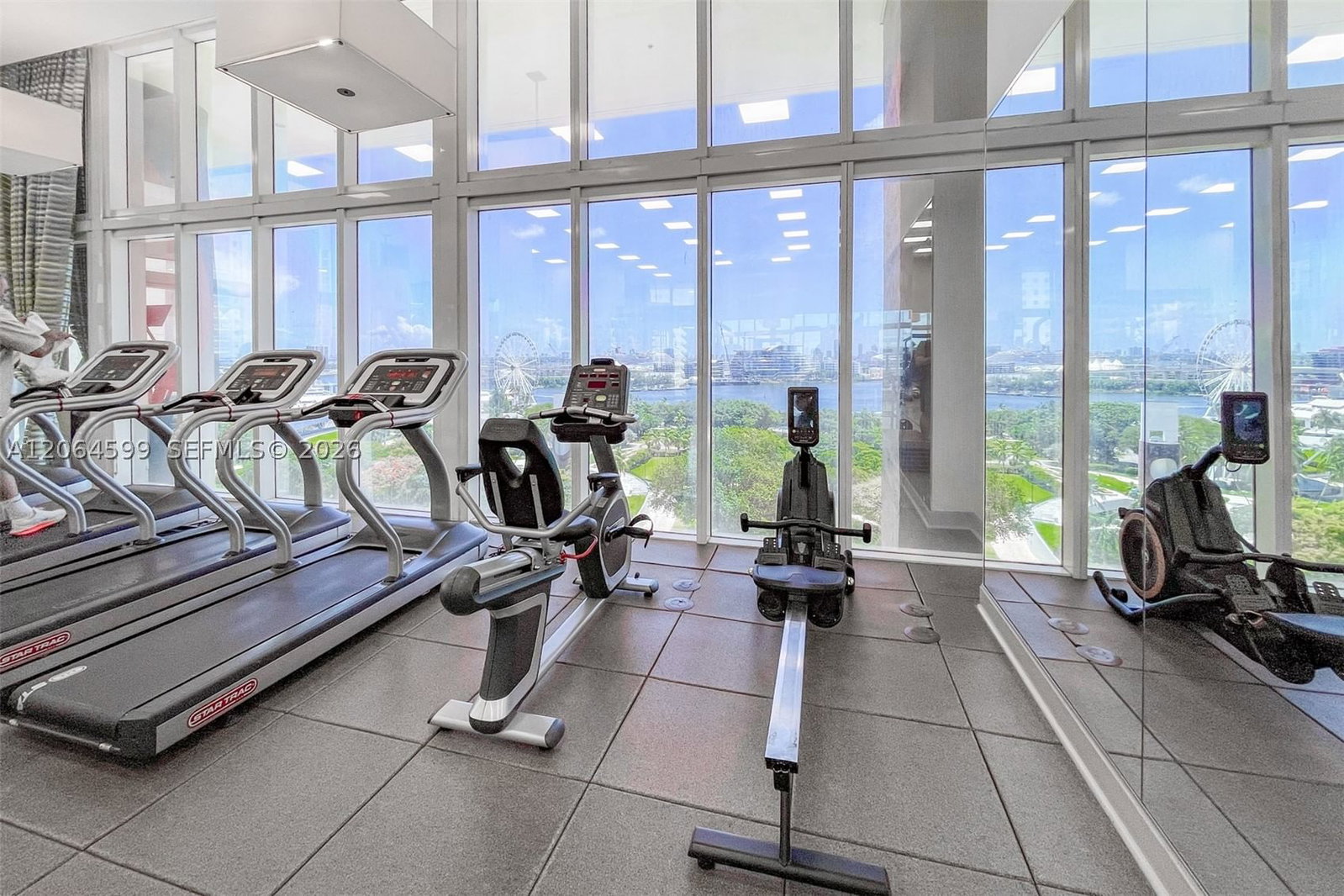 Real estate property located at 50 Biscayne Blvd #2505, Miami-dade, 50 Biscayne Condo, Miami, FL