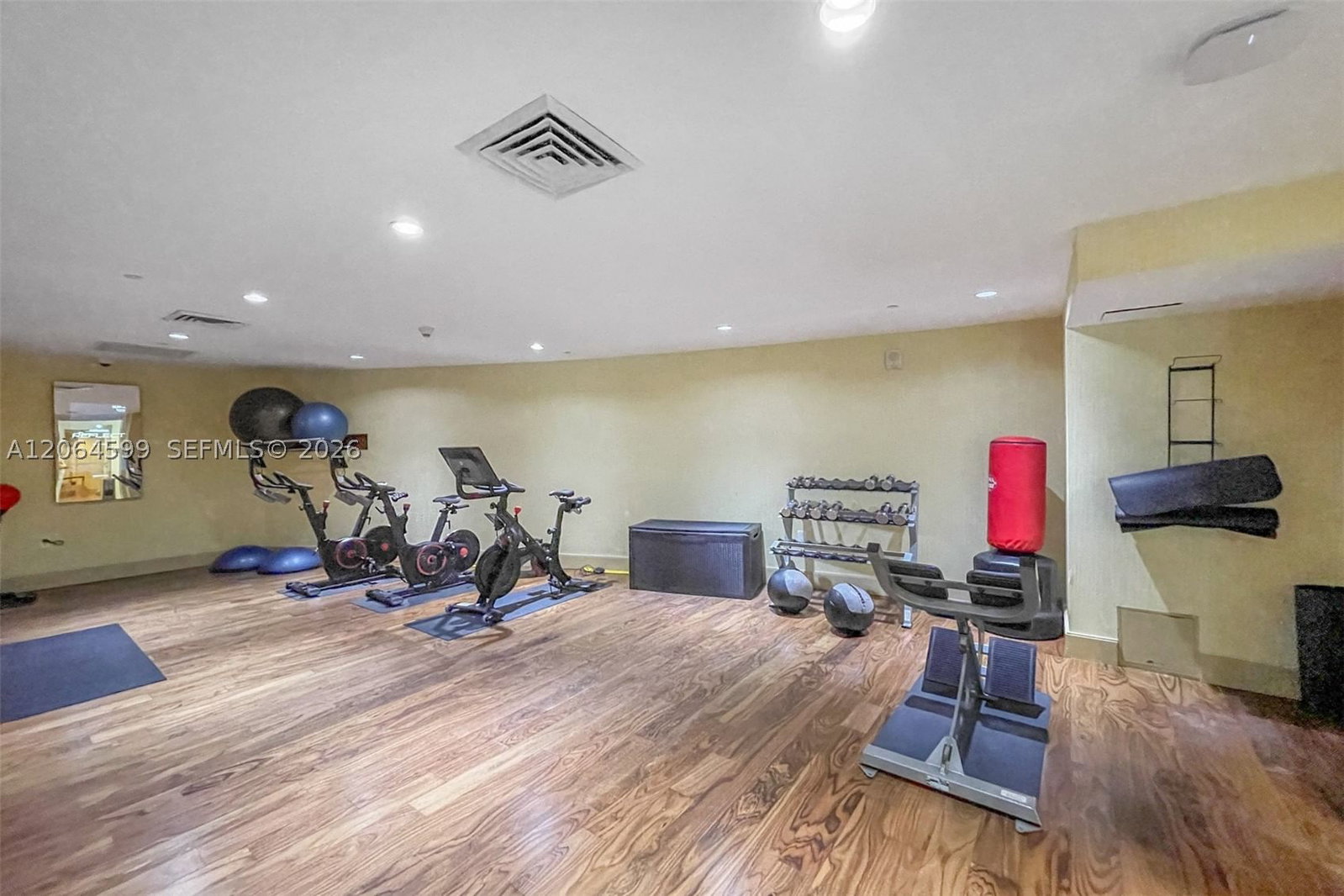 Real estate property located at 50 Biscayne Blvd #2505, Miami-dade, 50 Biscayne Condo, Miami, FL