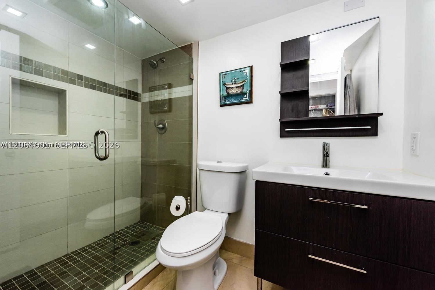 Real estate property located at 2081 Ocean Dr #411, Broward, Riviera Apts A Inc Of Hal, Hallandale Beach, FL