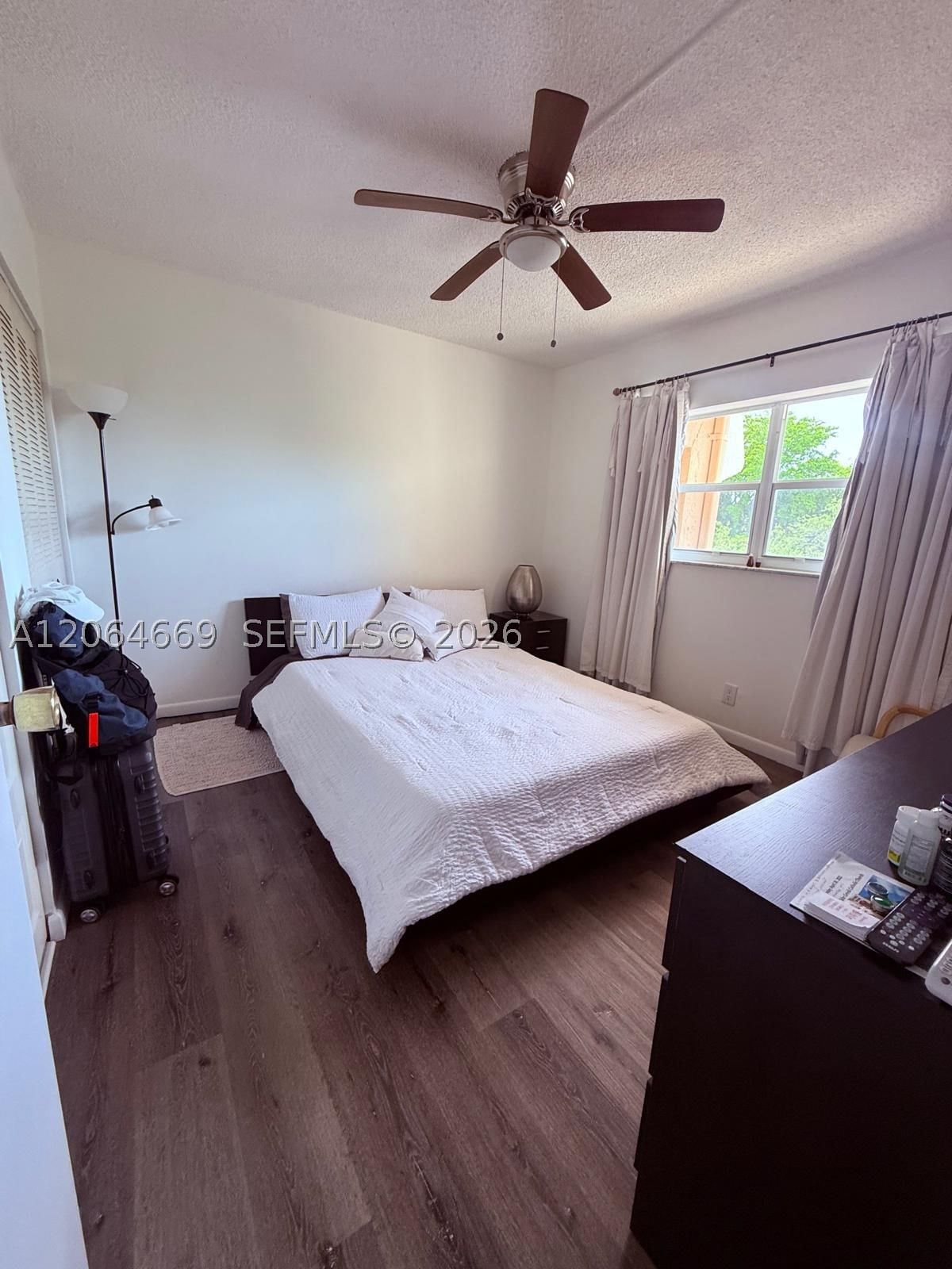 Real estate property located at 1055 Country Club Dr #402, Broward, Oriole Golf & Tennis Club, Margate, FL