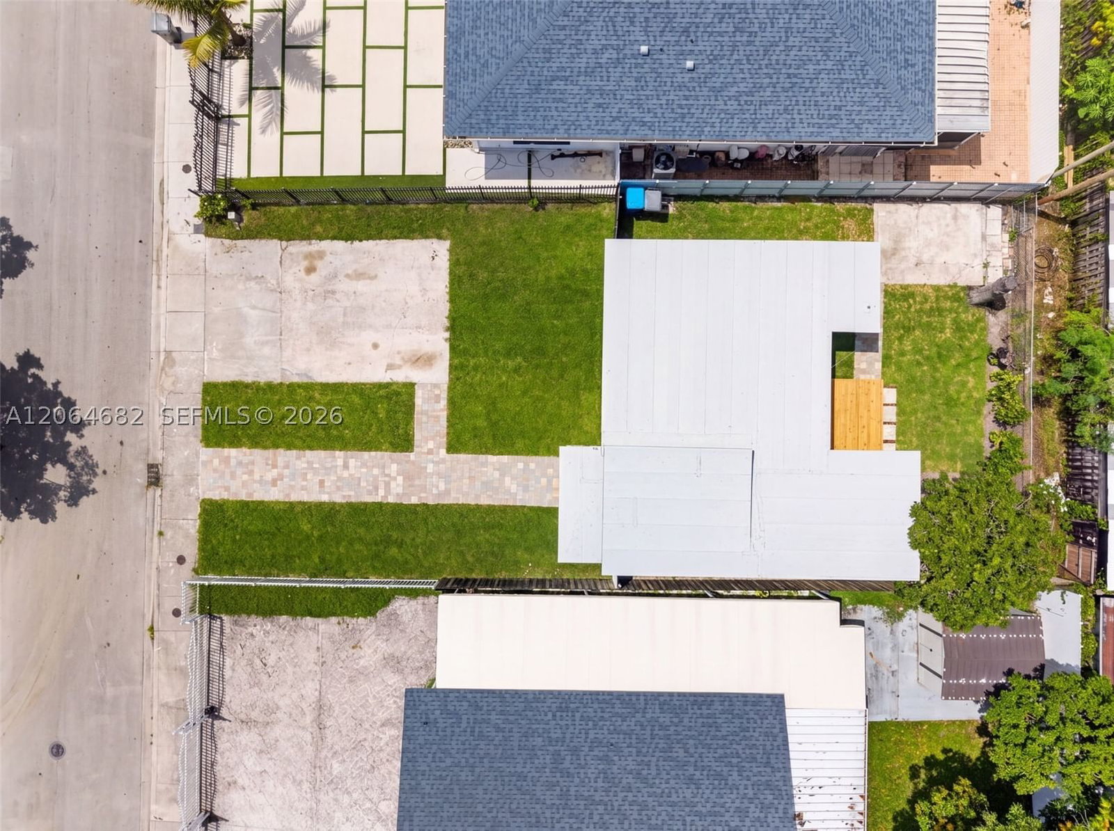 Real estate property located at 3620 58th Ave, Broward, Sunland Park Section 2, West Park, FL