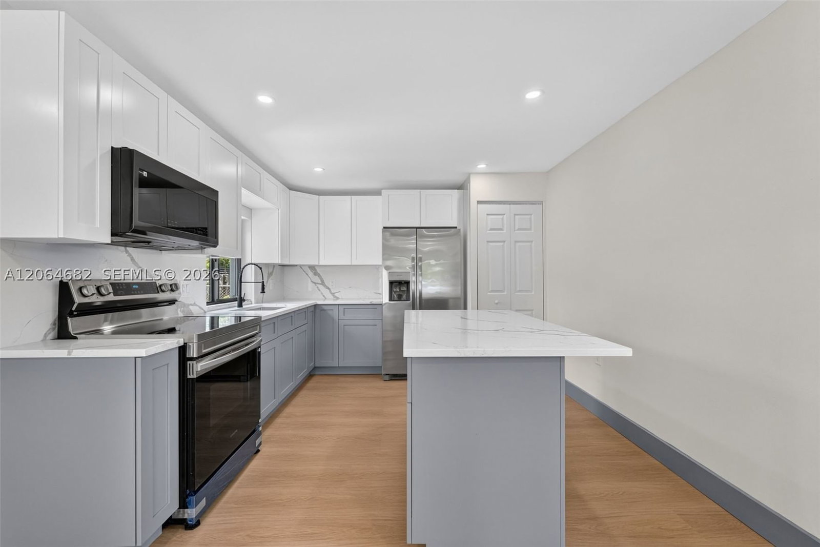 Real estate property located at 3620 58th Ave, Broward, Sunland Park Section 2, West Park, FL
