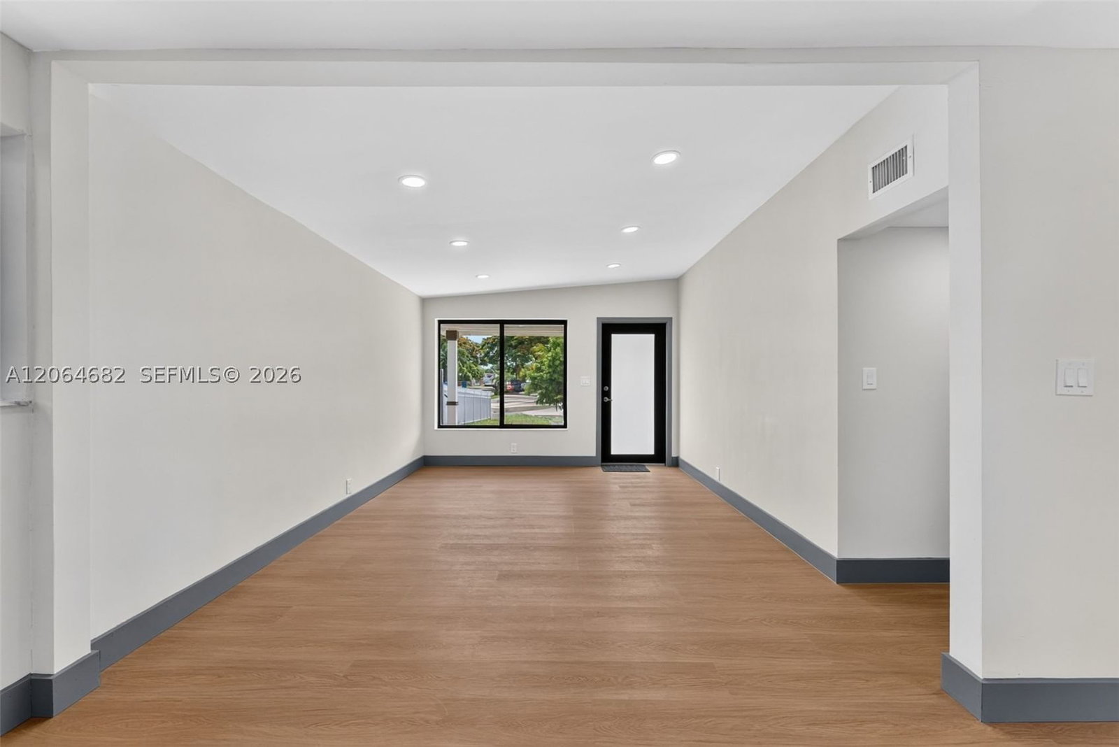 Real estate property located at 3620 58th Ave, Broward, Sunland Park Section 2, West Park, FL